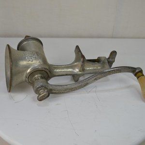 Antique   Victorian cast iron Universal Meat Grinder & Food Chopper  USA NO .3